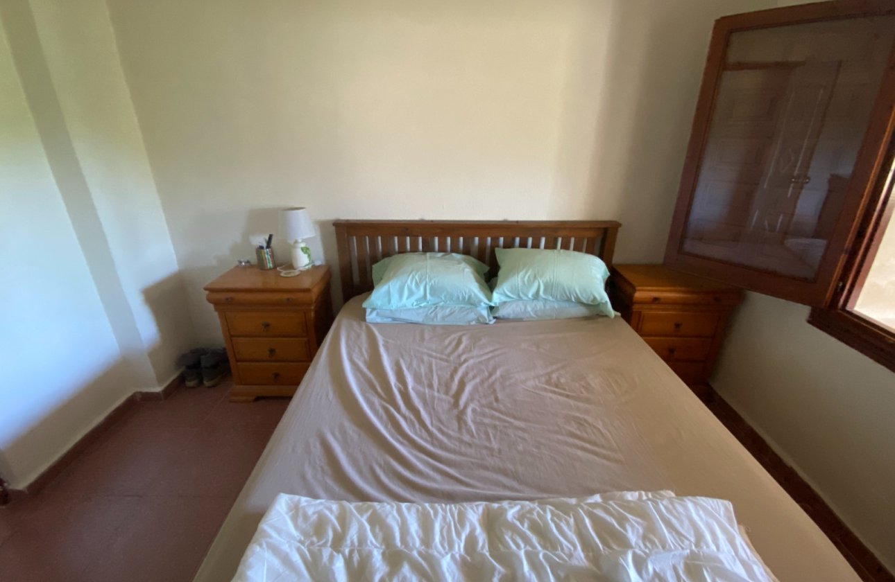 Resale - Villa - Sax