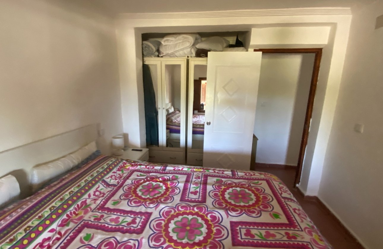 Resale - Villa - Sax