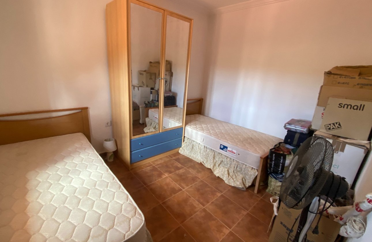 Resale - Villa - Sax