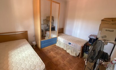 Resale - Villa - Sax