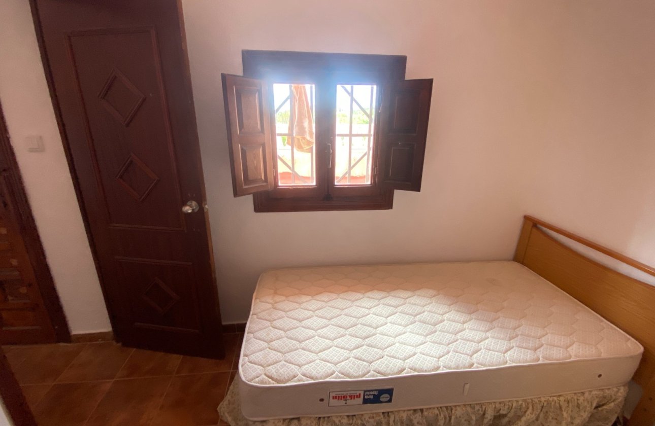 Resale - Villa - Sax