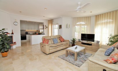 Revente - Villa - Villamartin - Los Dolses