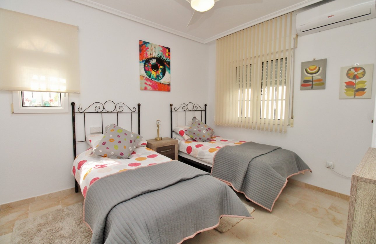 Revente - Villa - Villamartin - Los Dolses