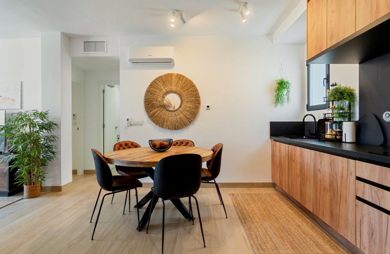Resale - Apartment / flat - San Miguel de Salinas
