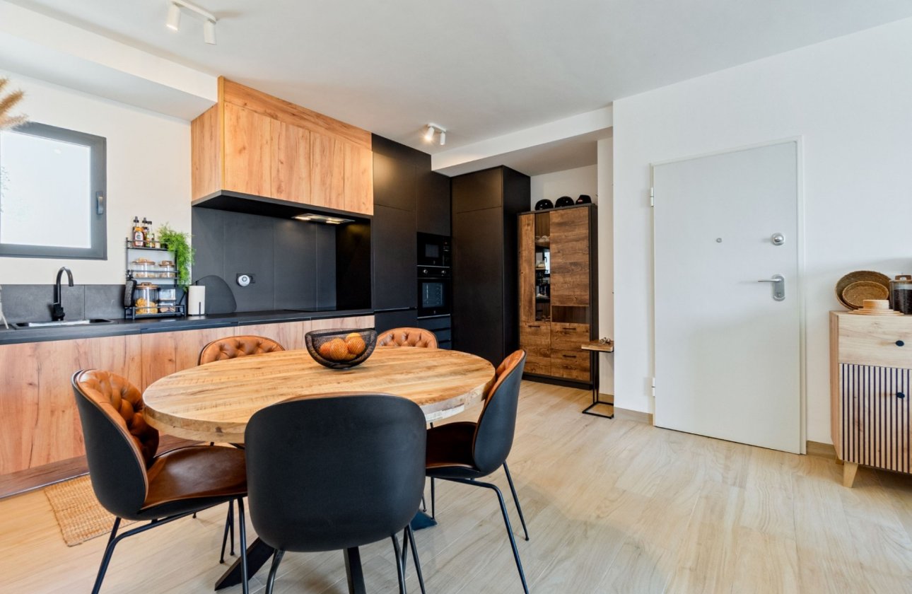 Resale - Apartment / flat - San Miguel de Salinas