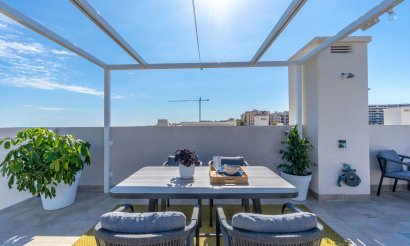 Resale - Apartment / flat - San Miguel de Salinas