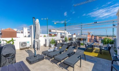 Resale - Apartment / flat - San Miguel de Salinas