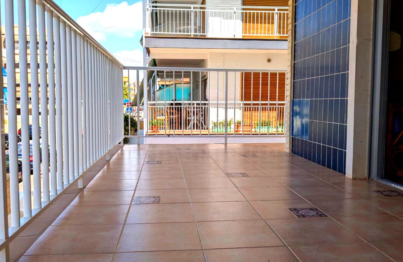 Resale - Apartment / flat - Santa Pola - Gran Playa