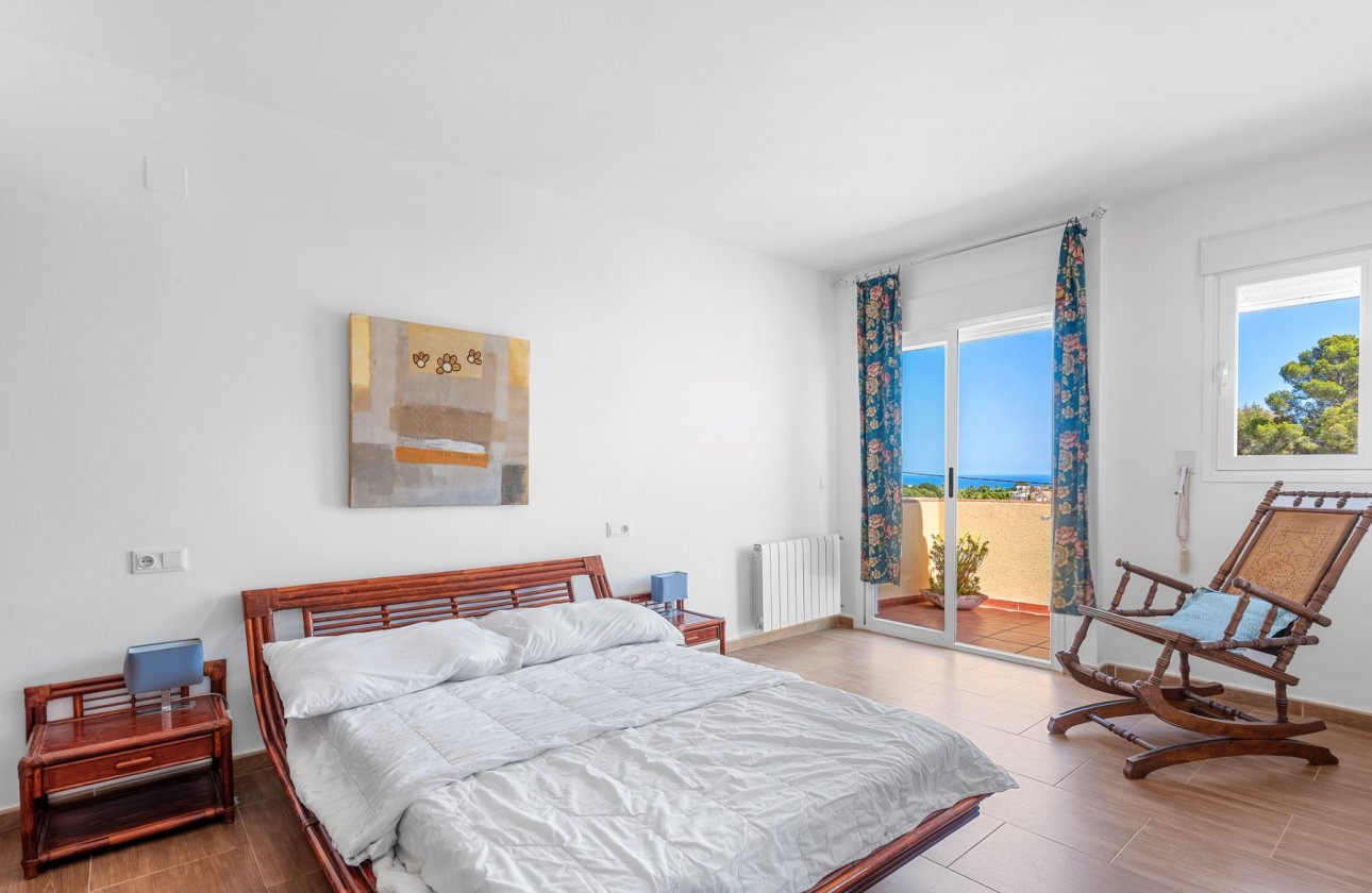 Resale - Villa - Alfas del Pí