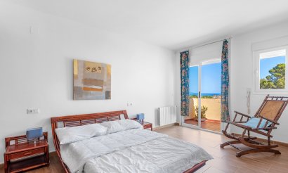 Resale - Villa - Alfas del Pí