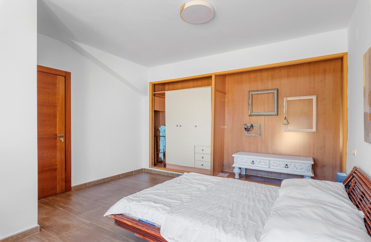 Resale - Villa - Alfas del Pí