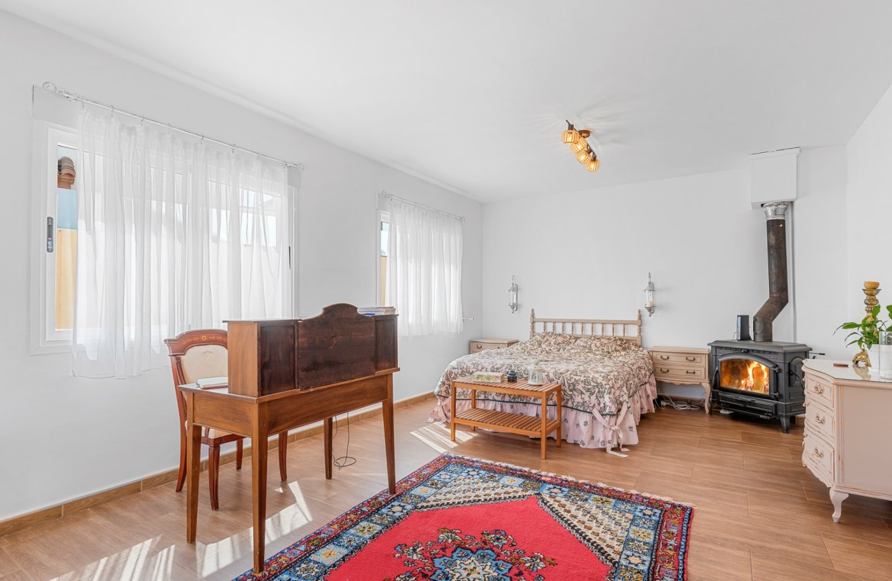 Resale - Villa - Alfas del Pí