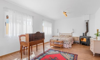 Resale - Villa - Alfas del Pí