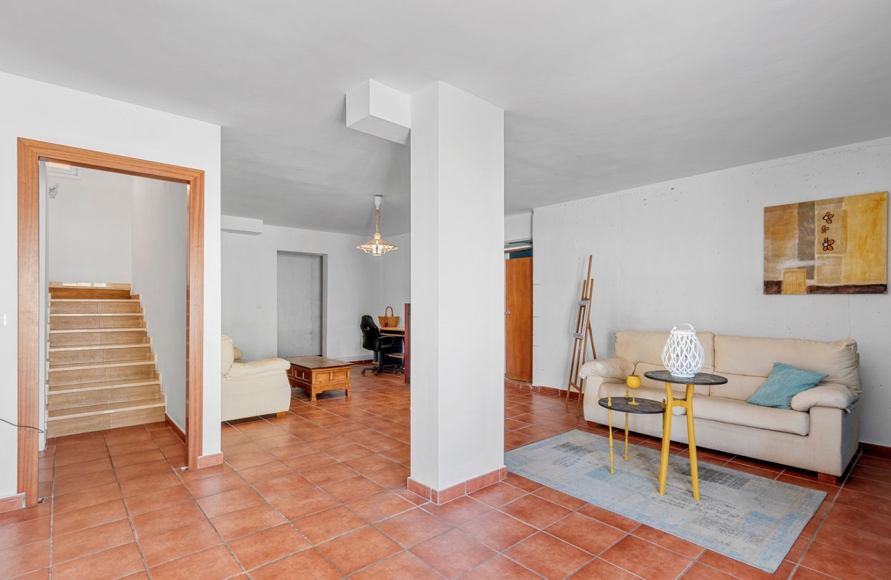 Resale - Villa - Alfas del Pí