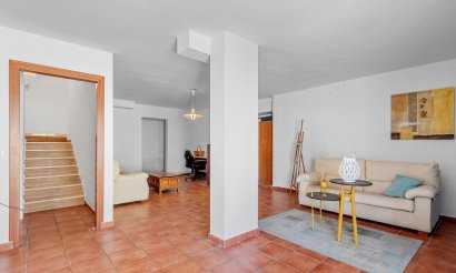 Resale - Villa - Alfas del Pí