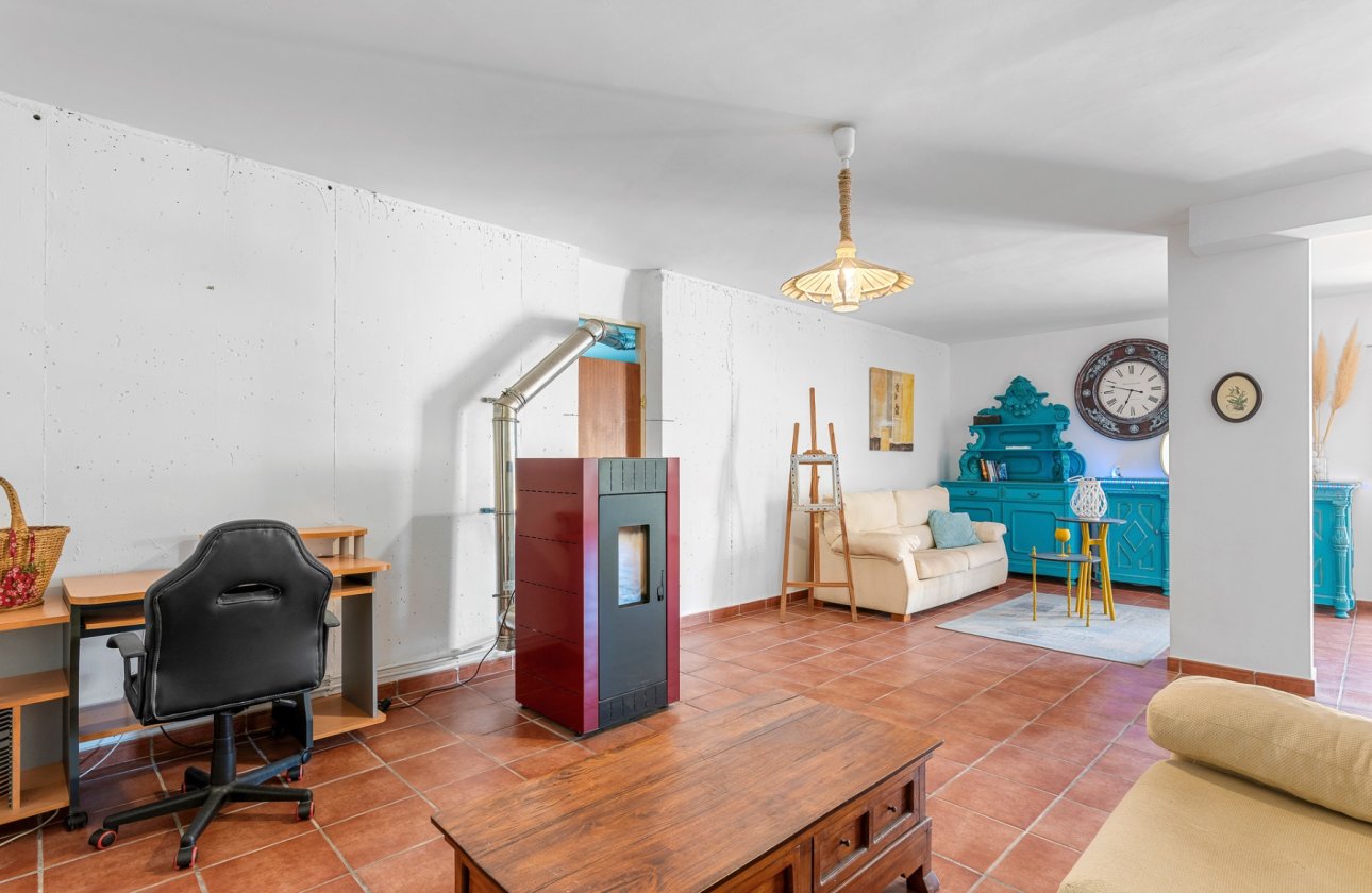 Resale - Villa - Alfas del Pí