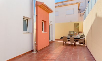 Resale - Villa - Alfas del Pí