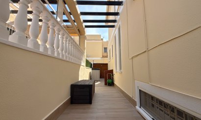 Resale - Villa - Lomas de Cabo Roig