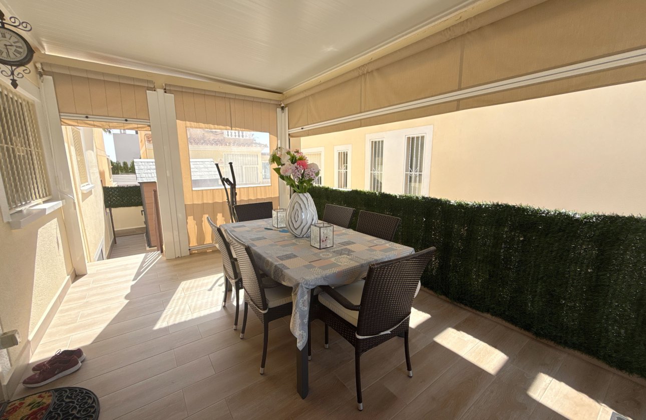 Resale - Villa - Lomas de Cabo Roig