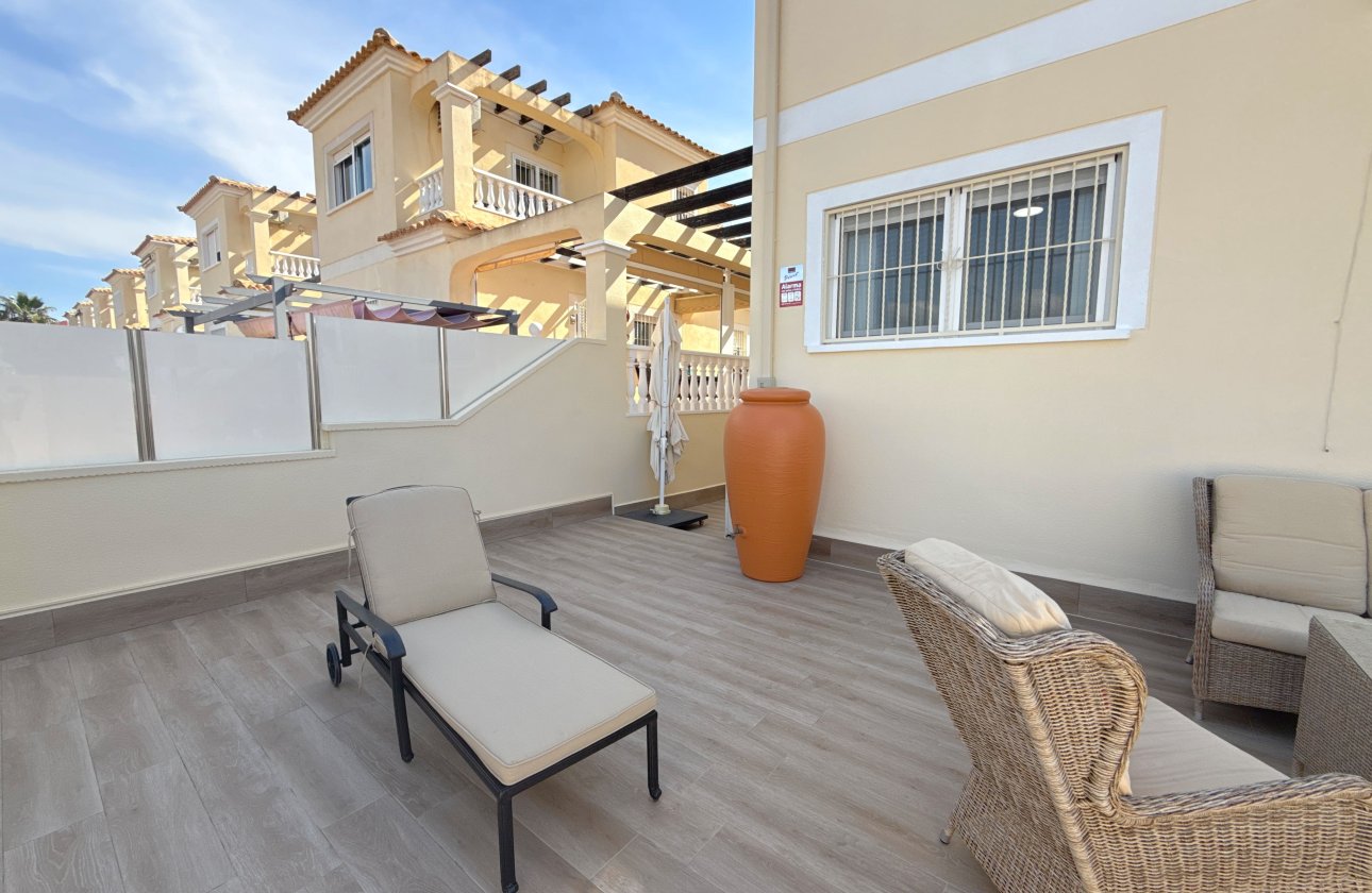 Resale - Villa - Lomas de Cabo Roig