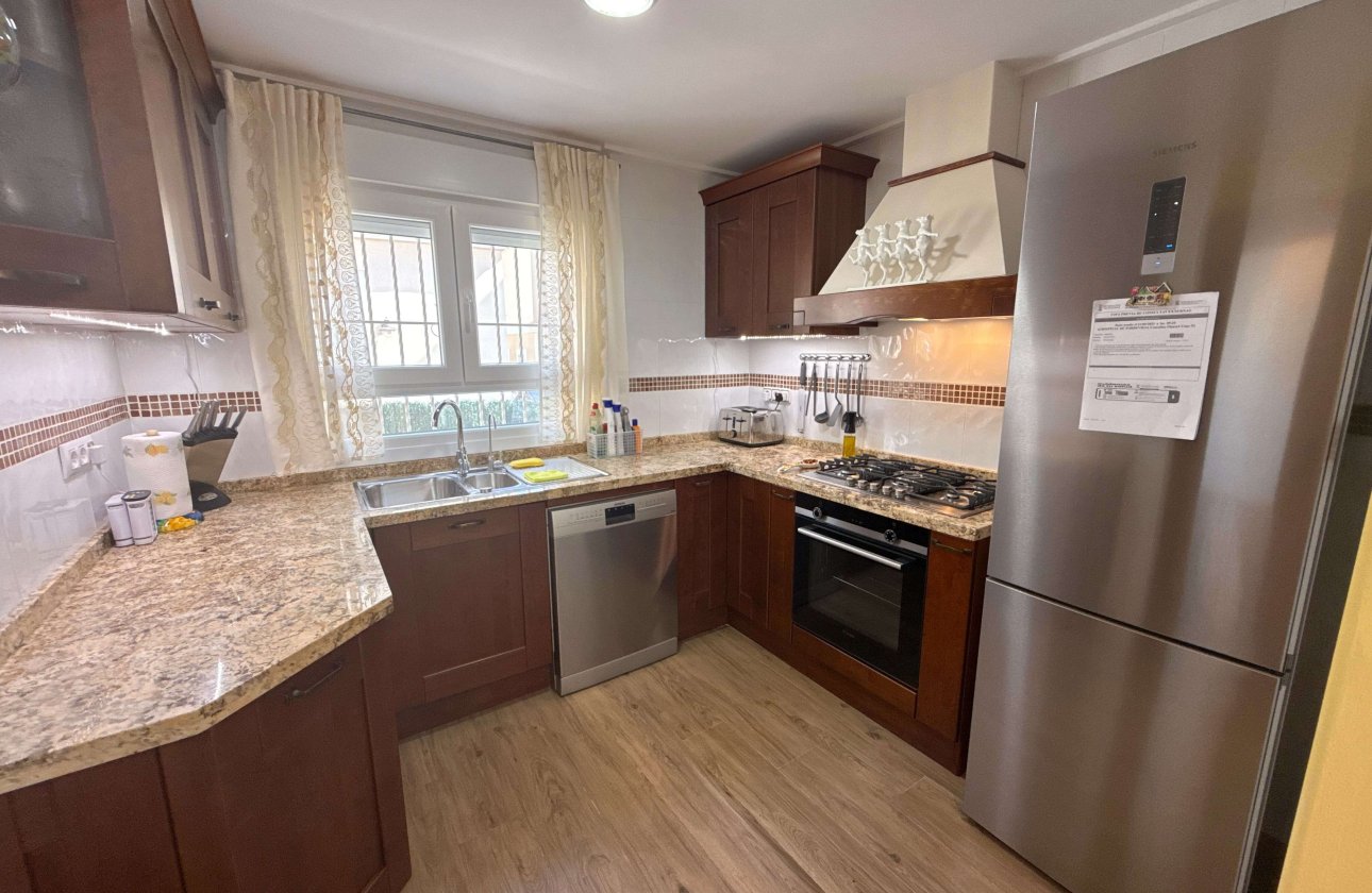 Resale - Villa - Lomas de Cabo Roig