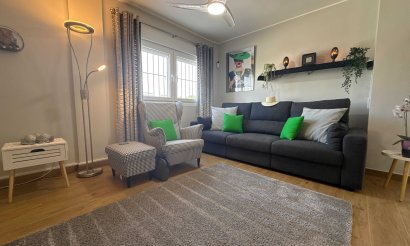 Resale - Villa - Lomas de Cabo Roig