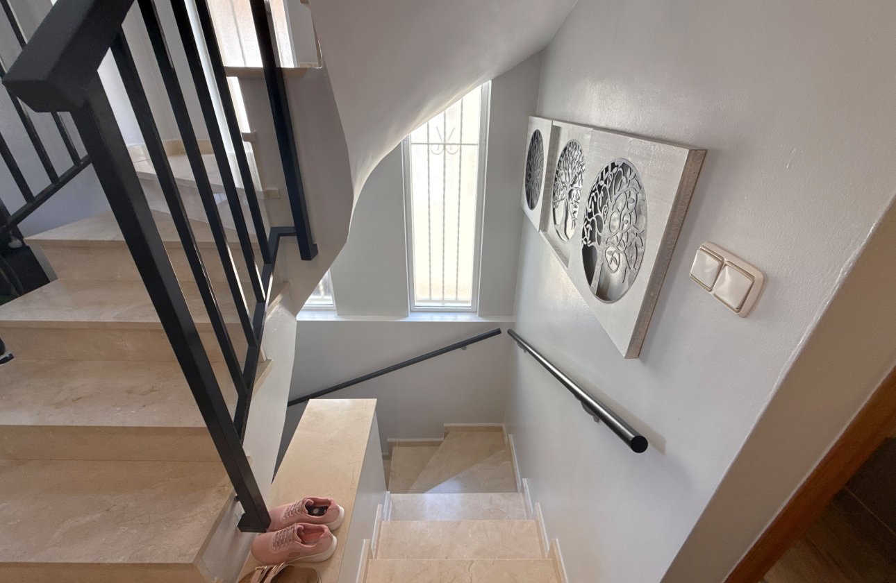Resale - Villa - Lomas de Cabo Roig