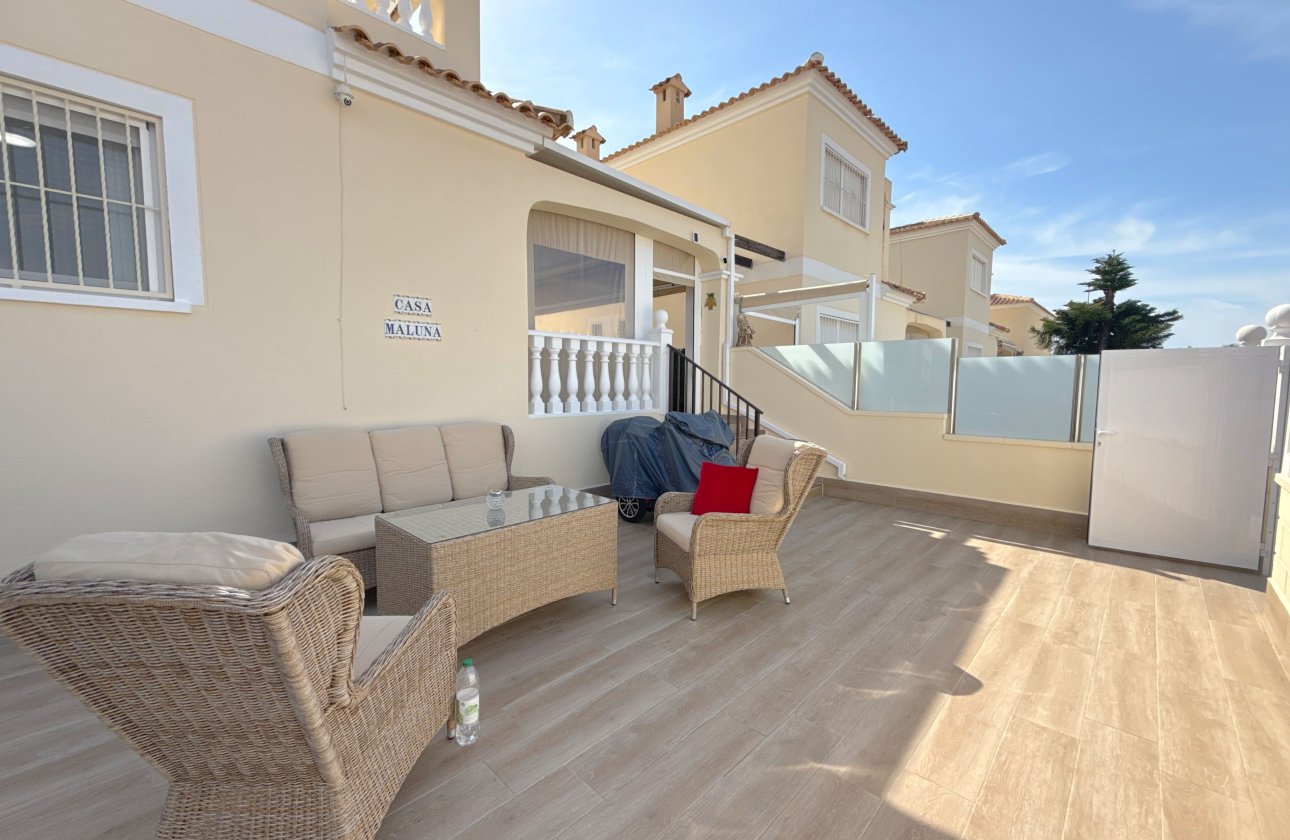 Resale - Villa - Lomas de Cabo Roig