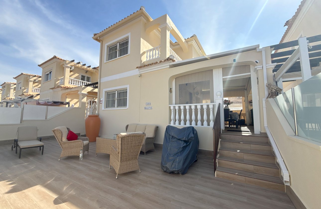 Resale - Villa - Lomas de Cabo Roig