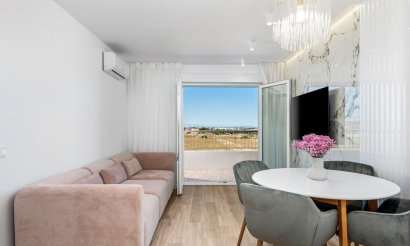 Resale - Apartment / flat - Torrevieja - Punta prima
