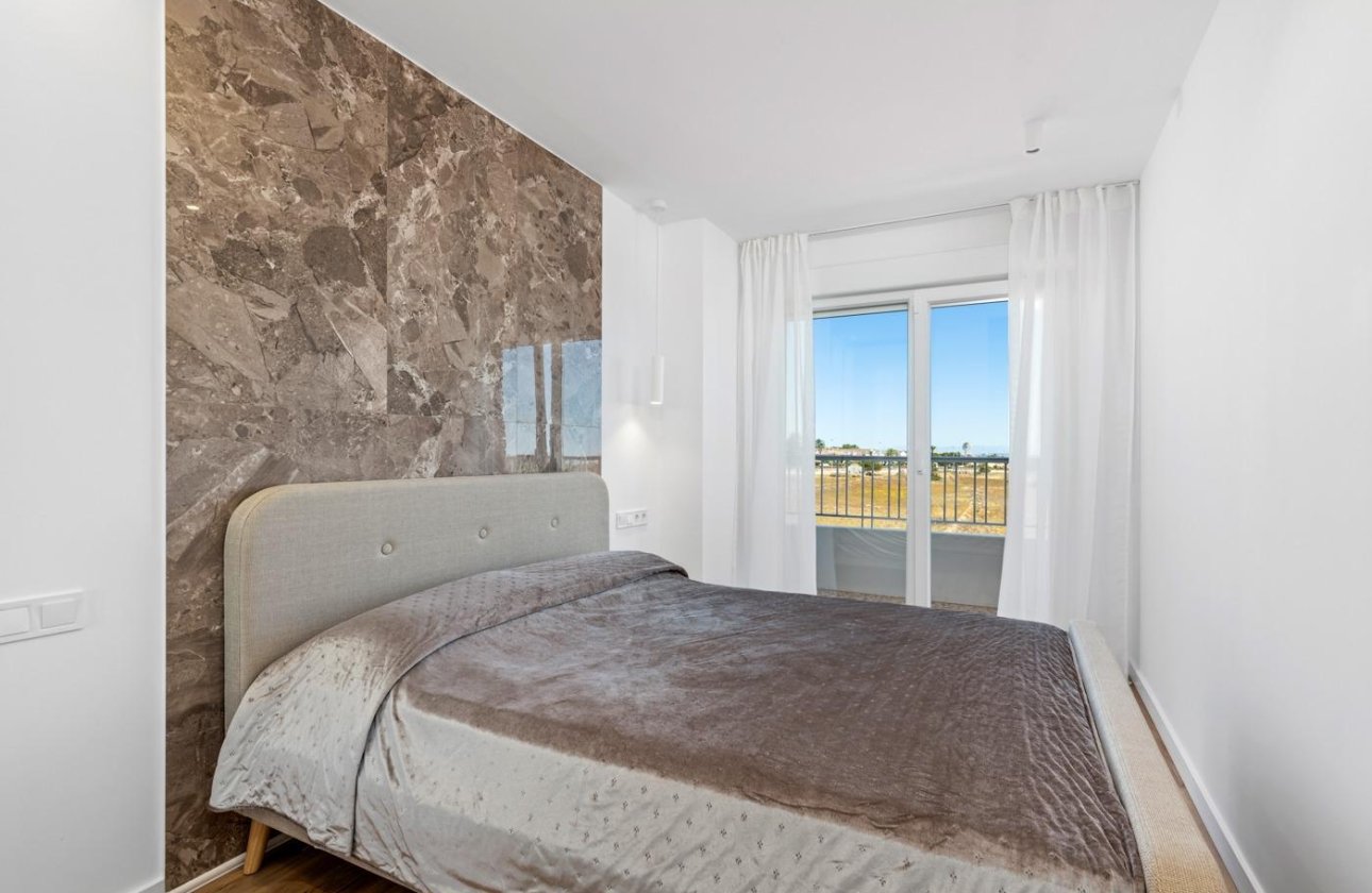 Resale - Apartment / flat - Torrevieja - Punta prima