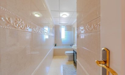 Revente - Villa - Torrevieja - Torre la mata