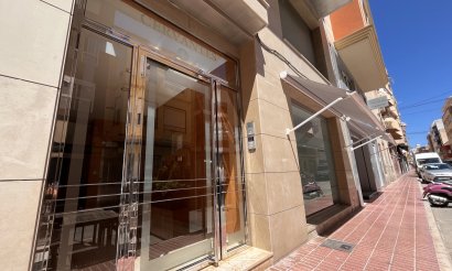 Resale - Apartment / flat - Santa Pola