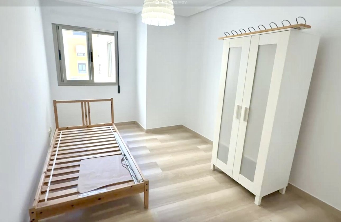 Resale - Apartment / flat - Santa Pola