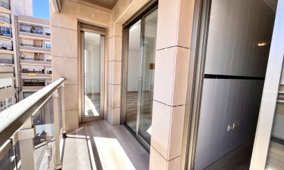 Resale - Apartment / flat - Santa Pola