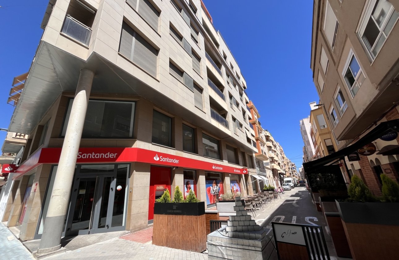 Resale - Apartment / flat - Santa Pola