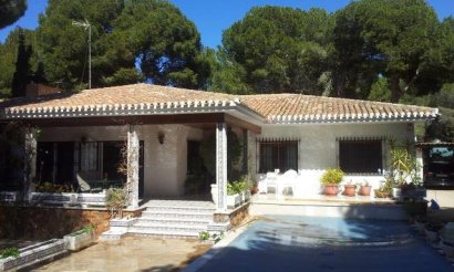Resale - Villa - Campoamor