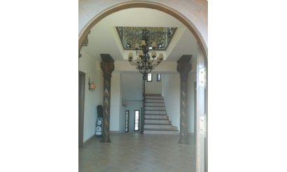 Resale - Villa - Elche