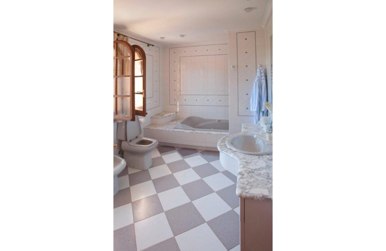 Reventa - Villa - Orihuela Costa