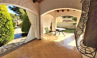 Resale - Villa - Torrevieja