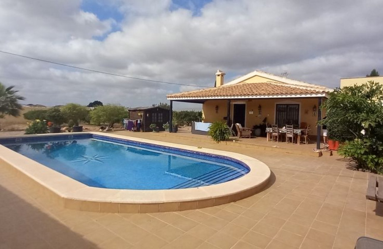 Resale - Villa - San Javier