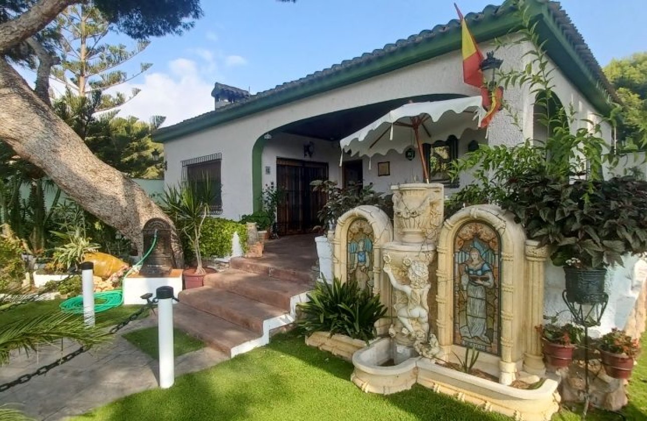 Resale - Villa - Orihuela Costa
