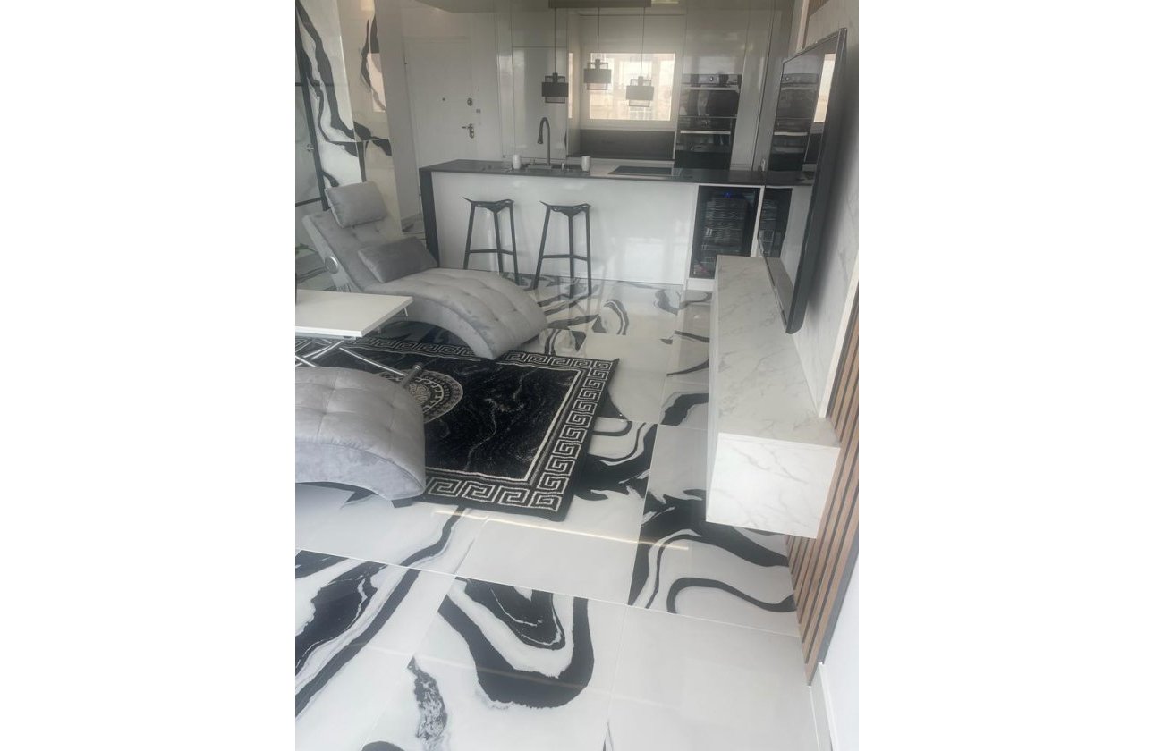 Resale - Apartment / flat - Torrevieja