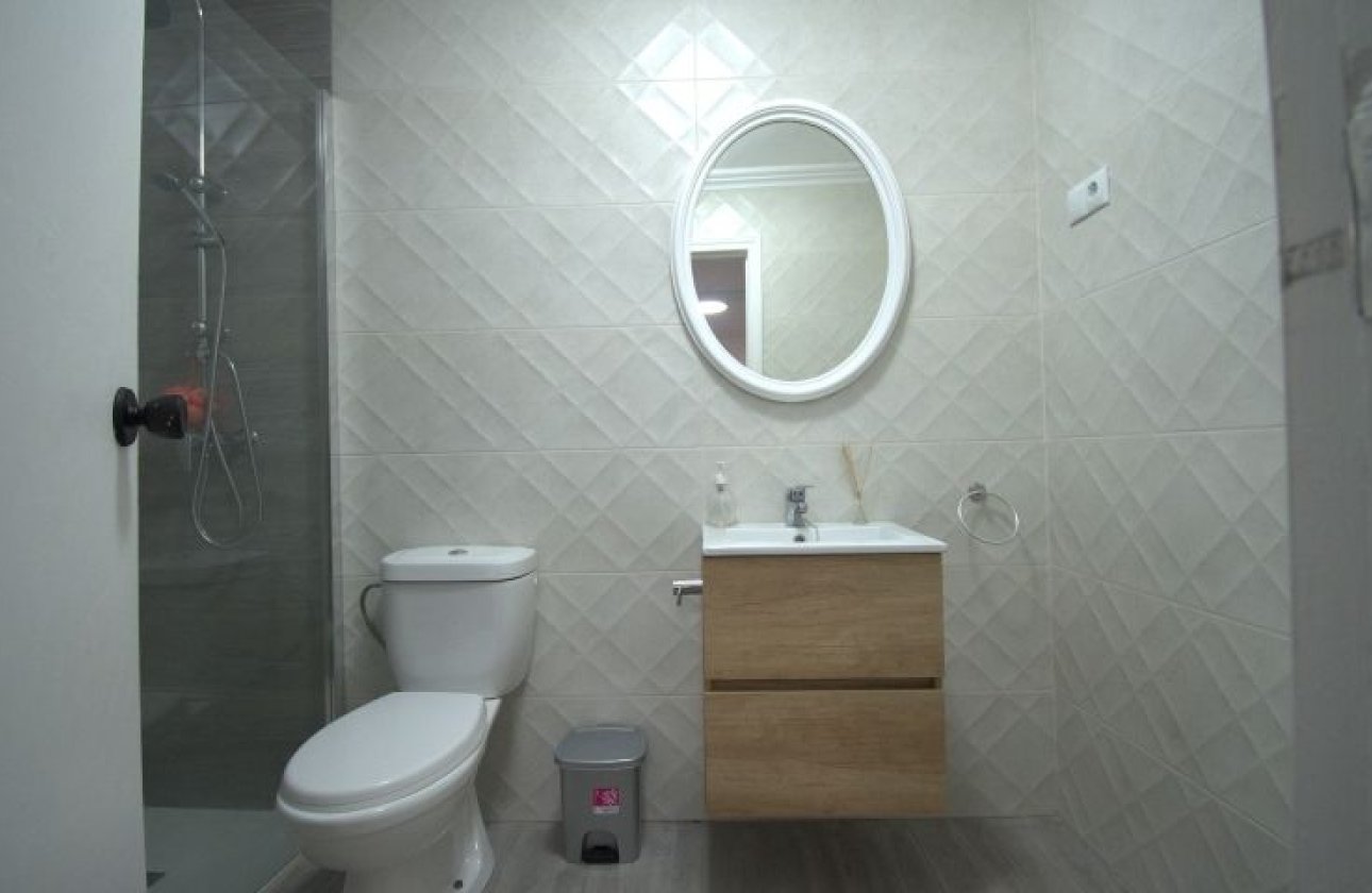 Resale - Apartment / flat - Torrevieja