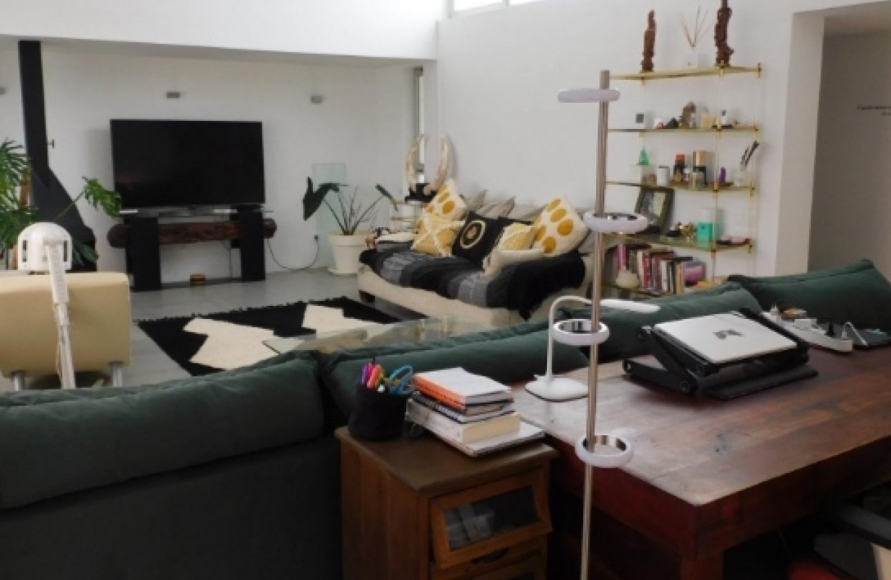 Resale - Villa - Alicante