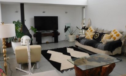 Resale - Villa - Alicante