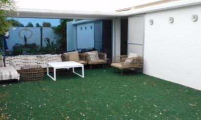 Resale - Villa - Alicante