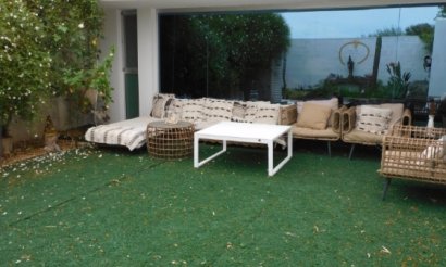 Resale - Villa - Alicante