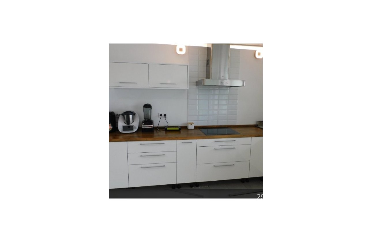 Resale - Villa - Alicante