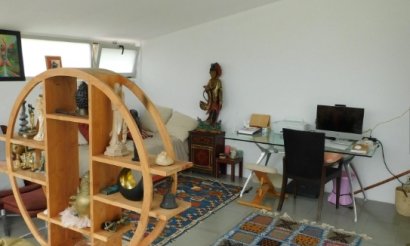 Resale - Villa - Alicante